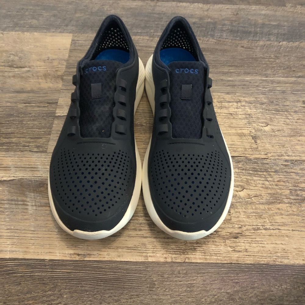 Crocs Men's Literide Pacer Sneakers mens size 8 rubber water shoes size 11 EUC